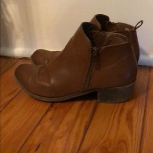 Dark tan booties!